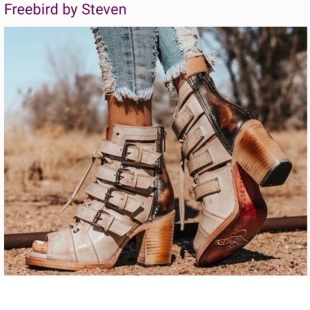 Freebird by Steven Women's Tan Leather Heeled Sandals